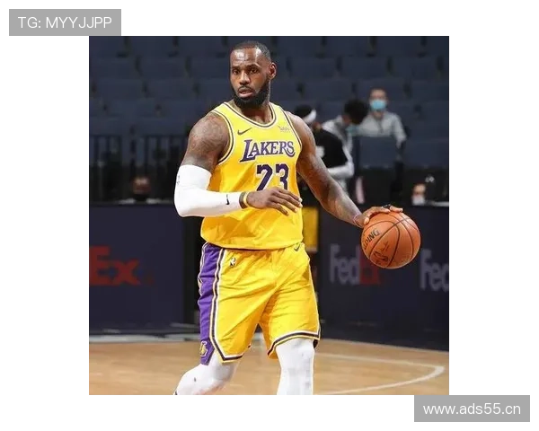 拉贾·朗多精准无球跑位提升湖人关键组织效率